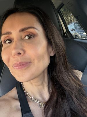 Laura, 50