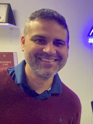 Jose, 40