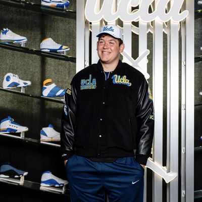 Mack, 22