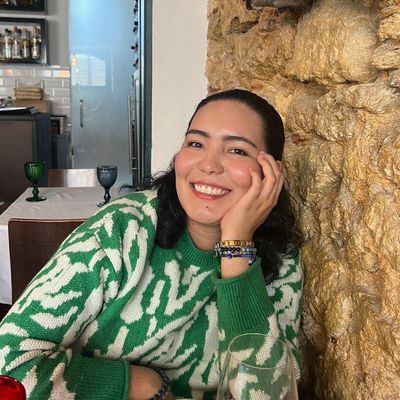 Cristina, 30