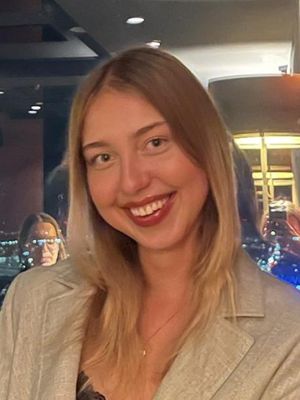 Joanna, 23