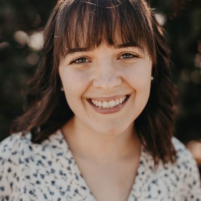 Mary, 32