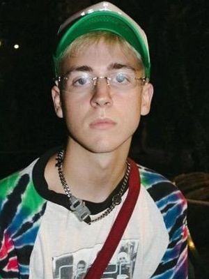 Chris, 22