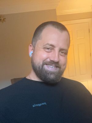 Rob, 32
