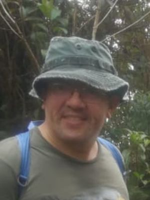 Esteban, 51