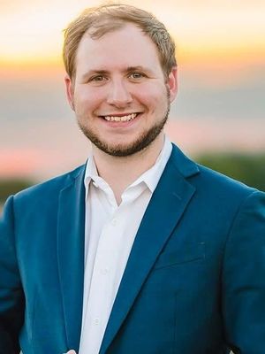 Eric, 28
