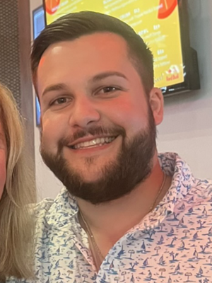 Ian, 26