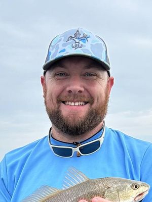 Aaron, 32