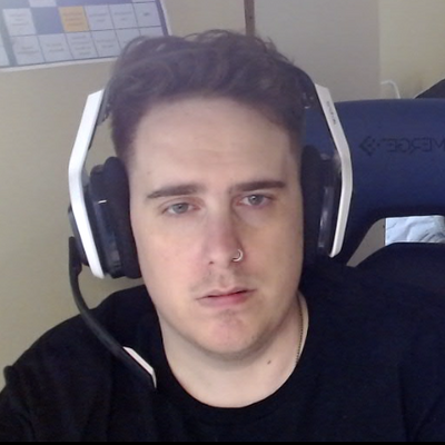 Zac, 33