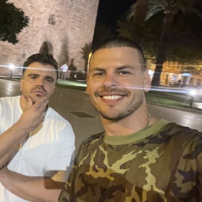 Karl, 35