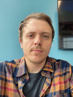 Jim, 32