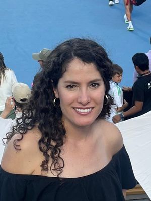 Mariana, 34