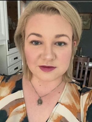 Natalie, 34