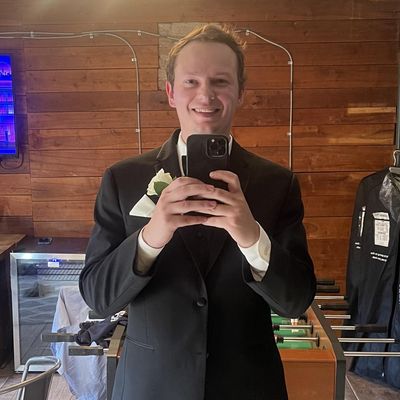 William, 27