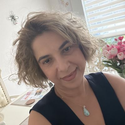 Fatima, 30