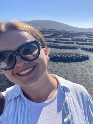 Karolina, 36