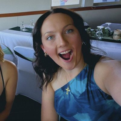 Grace, 23