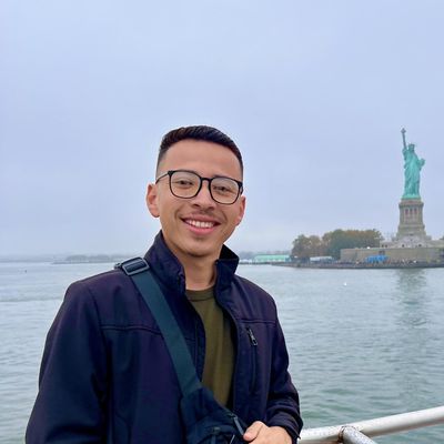 Carlos, 26