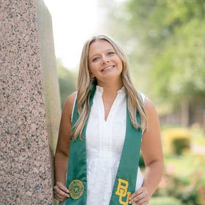 Lanie, 22