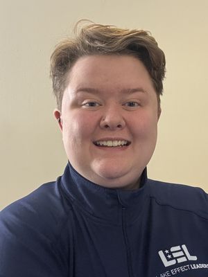 Hayley, 24