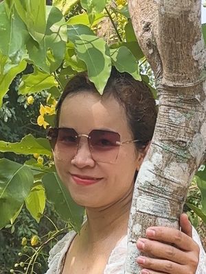 Huong, 34