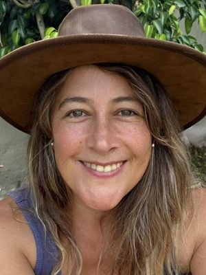 Mary Flo, 42