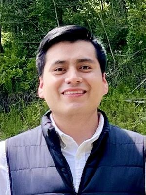 Ricardo, 27