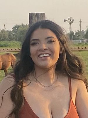 Diana, 24