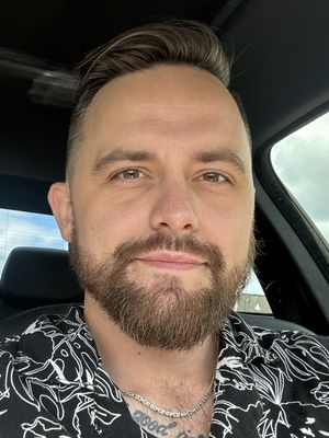 Mark, 29