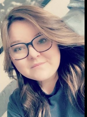 Meghan, 29