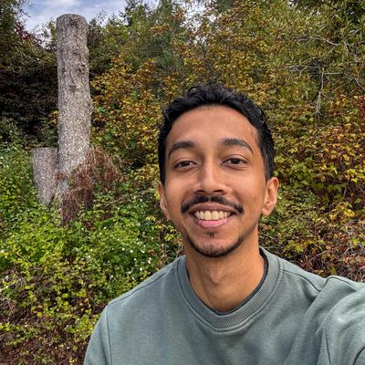Pradeesh, 28