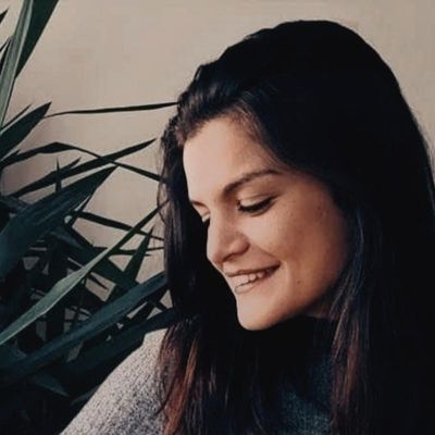 Carolina, 33