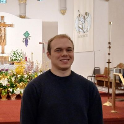 Thomas, 22