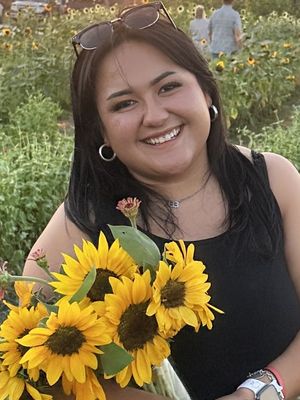 Elyssa, 25