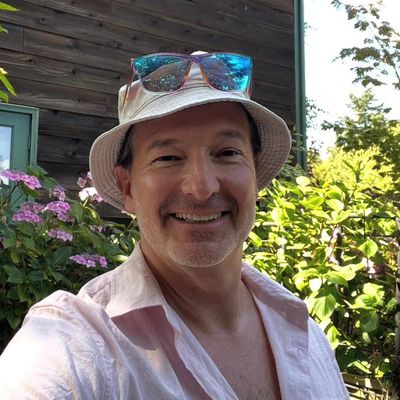 Andy, 61