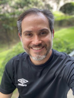 Luis, 45