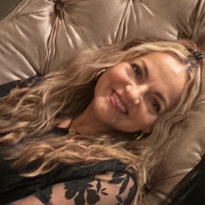 Carmen, 53