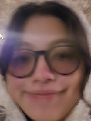 Nicole, 21