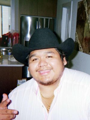 Alex, 26