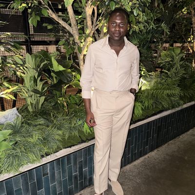 Louis, 26