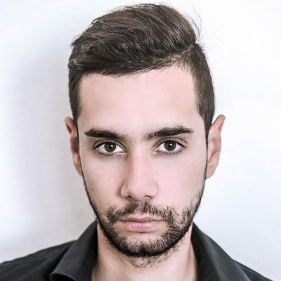 Adriano, 36