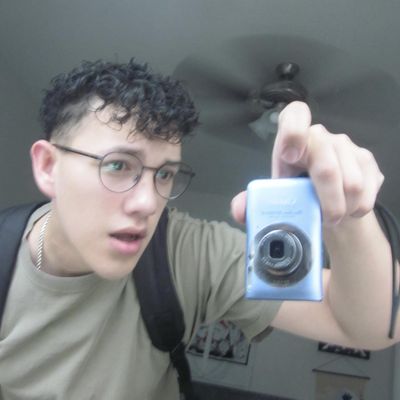 Jose, 21