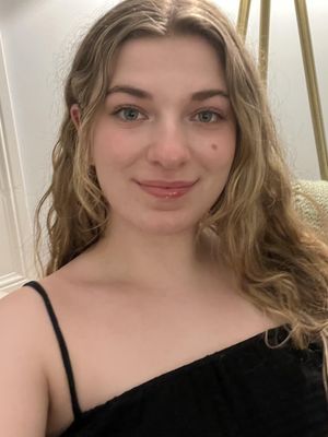 Abigail, 26