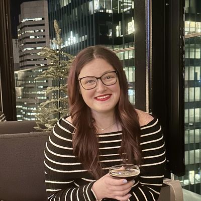 Ashley, 28
