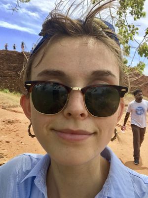 Annie, 22