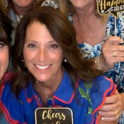 Lisa, 52