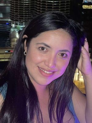 Alma, 32