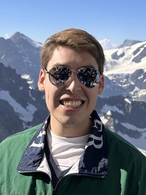 Jose, 25