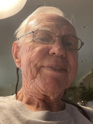 Robert, 85