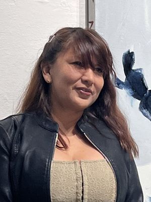 Sandra, 51